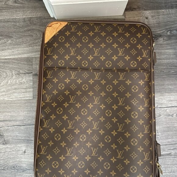 Louis Vuitton Monogram Pegase 55 Carry On - Picture 1 of 13